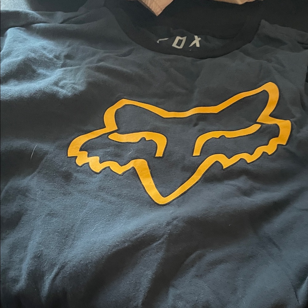 Fox Men's Long Sleeve Tee - Black and Gold